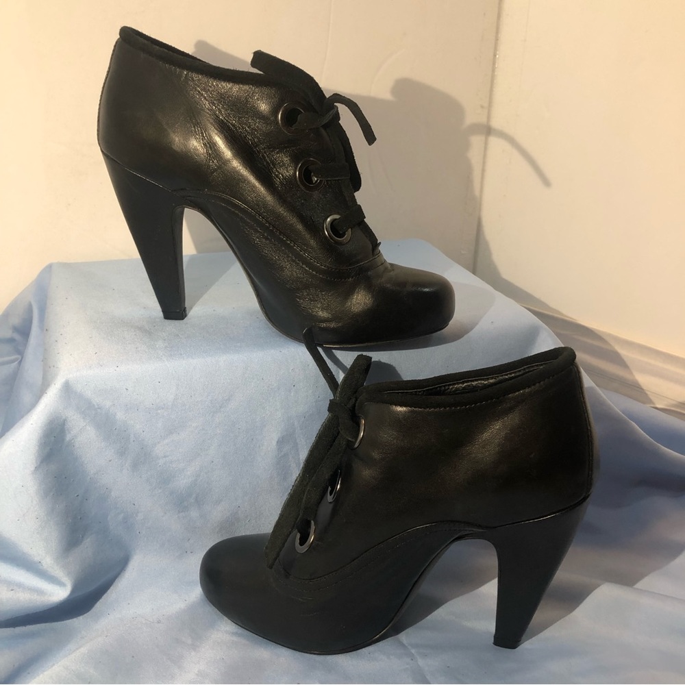 Sacha London Leather 4” Inch Heel Ankle Boots